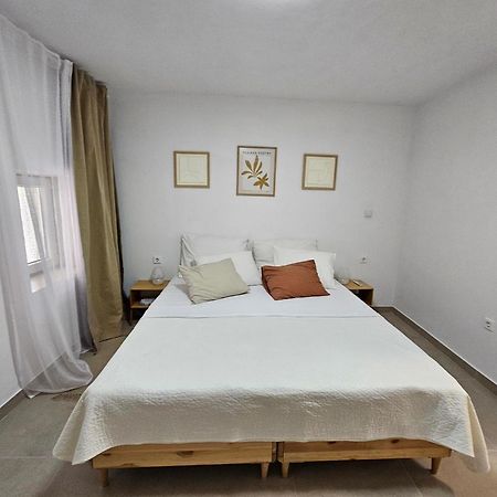 Apartment Vinjerac II Экстерьер фото
