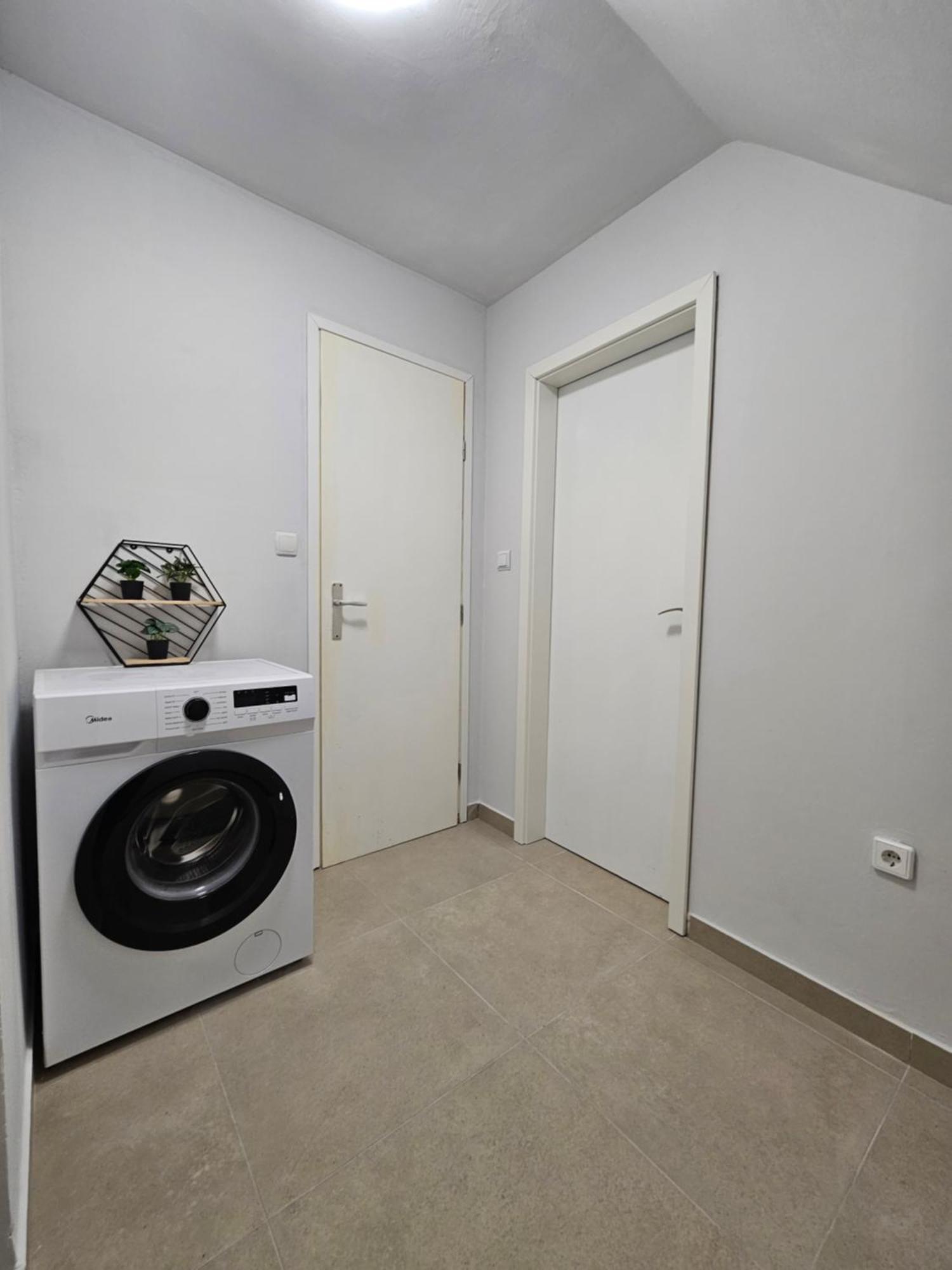 Apartment Vinjerac II Экстерьер фото